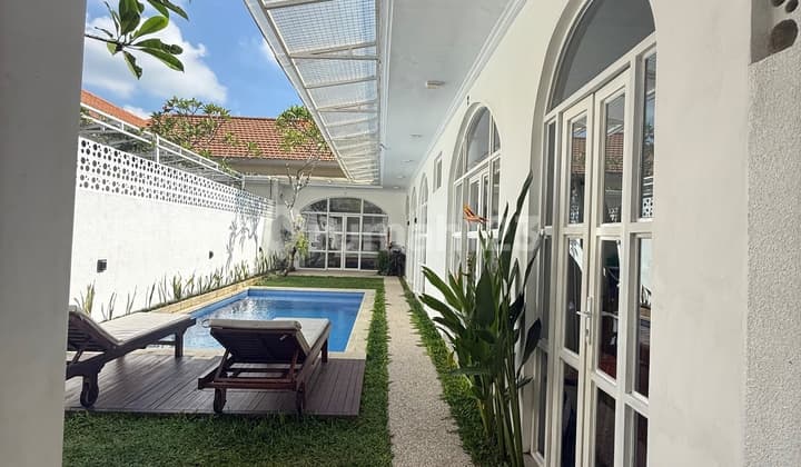 Rent/ Sewa Luxury Villa At Seseh Munggu Badung Bali Close Canggu