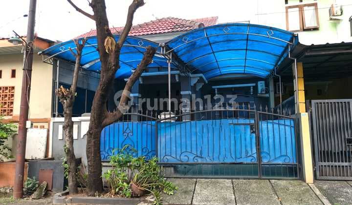 Rumah bagus siap huni strategis di perumahan di Grand Galaxy Bekasi