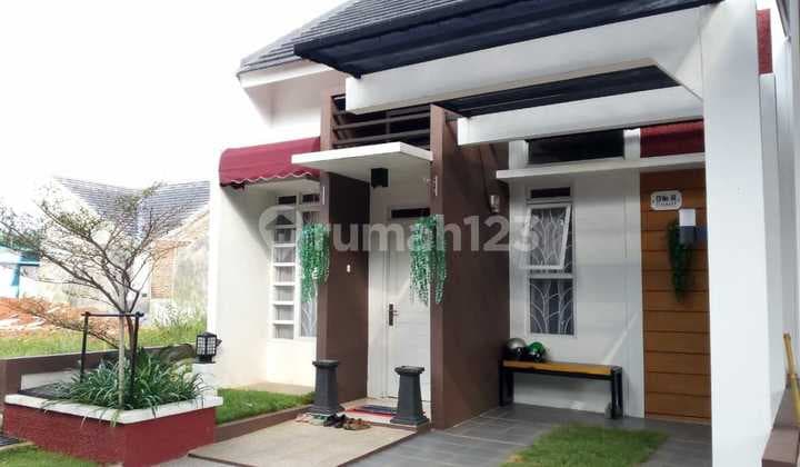 Rumah cantik 2 lt siap huni cluster pinewood topaz regency jati asih