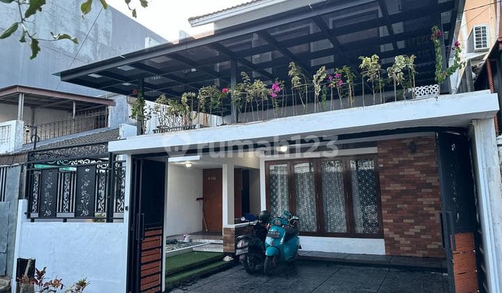 Rumah bagus 2 lantai siap huni strategis di buaran Jakarta timur
