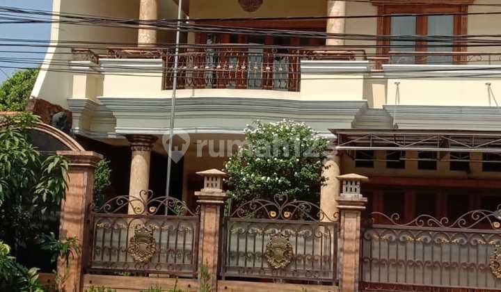 Rumah 2,5 lantai siap huni strategis di Malaka Jaya Duren Sawit Jakarta Timur