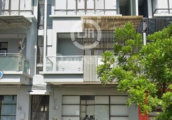 Dijual Rumah di Central Townhouse, Sukajadi 3 Lantai