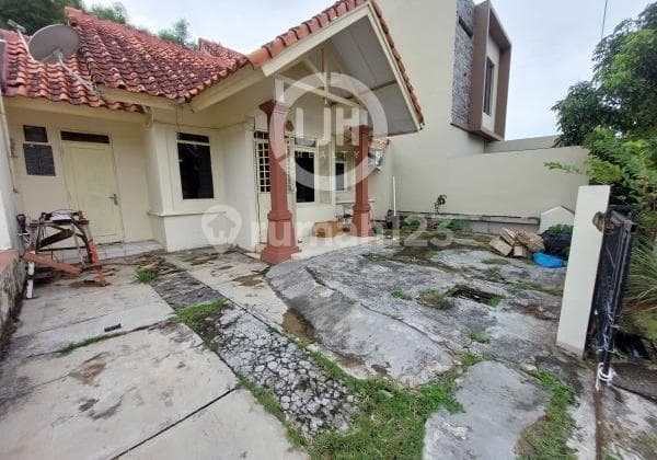 Dijual Rumah di Cemara Tiang, Sukajadi