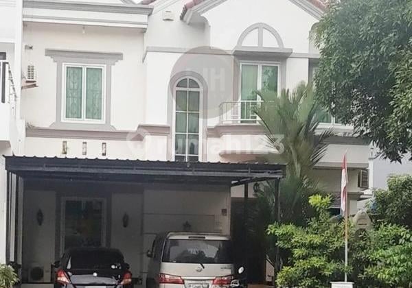 Dijual Rumah Beverly Park 2 Lantai di Batam Centre