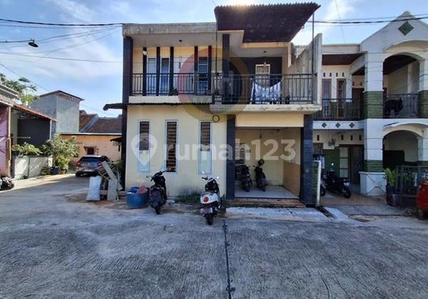 Rumah Kost 2 Lantai Hadap Timur Di Perum Taman Legenda Bali