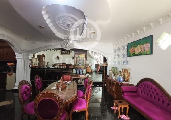 Dijual Rumah Mewah di Puri Casablanca di Lubuk Baja