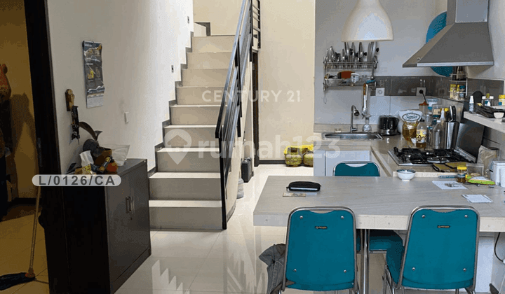 Comfortable House Strategic Location in Kota Baru Parahyangan Bandung