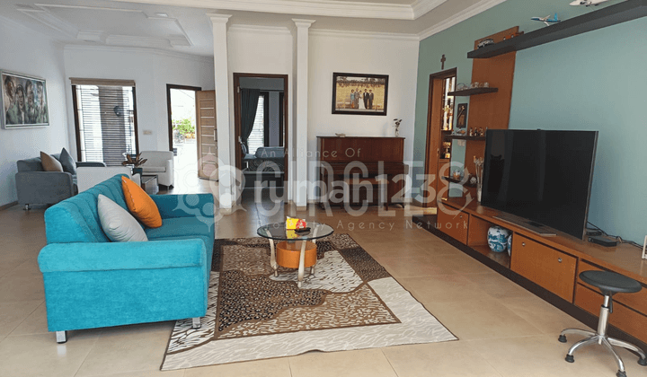 Turangga House, Bandung Needs Minor Renovation