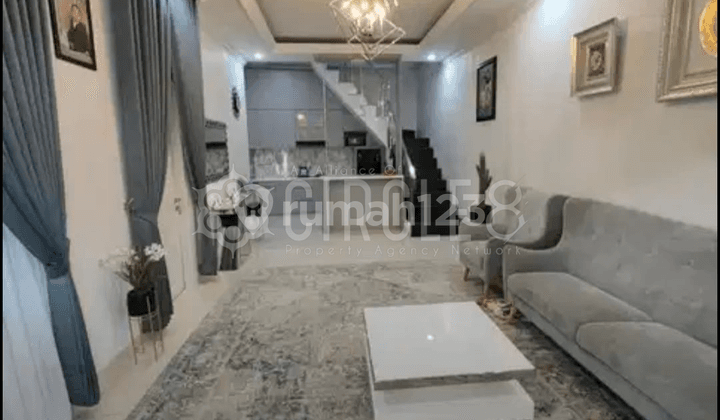 Rumah Bagus Semi Furnished di Kiaracondong, Bandung