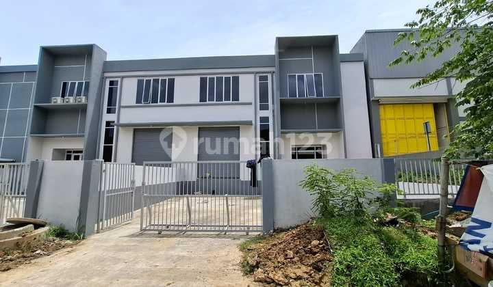 Disewakan Gudang Dalam Kawasan Industri Deltasilicon