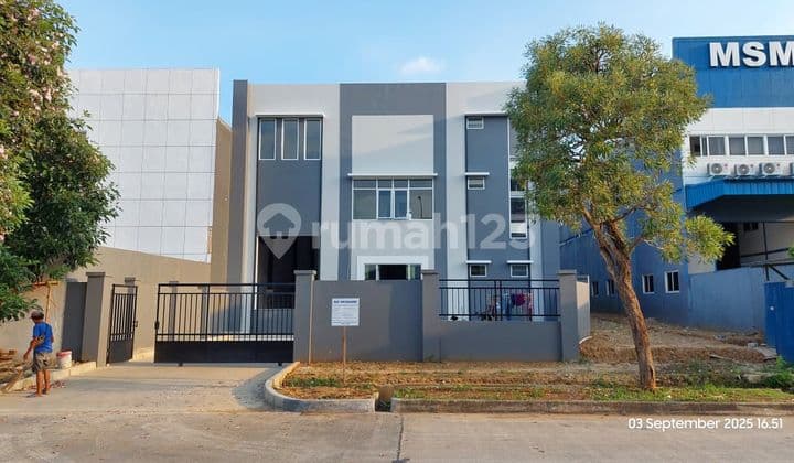Disewakan Gudang Dalam Kawasan Industri Deltasilicon