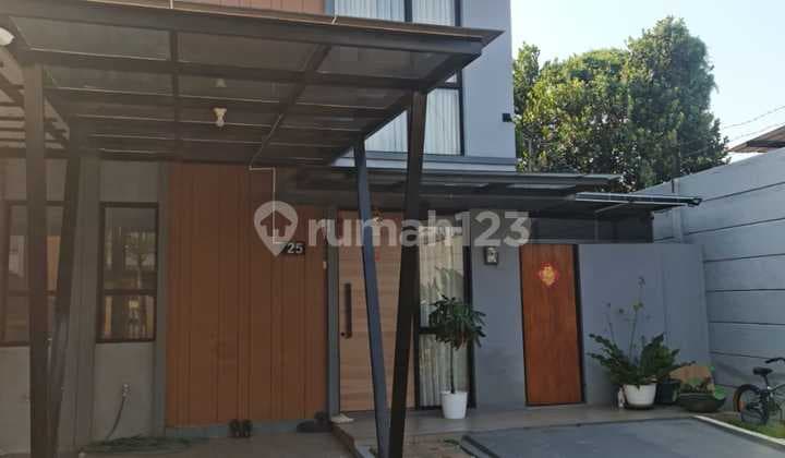 Rumah Posisi Hook Fully Furnished Mewah Di Karawaci Tangerang