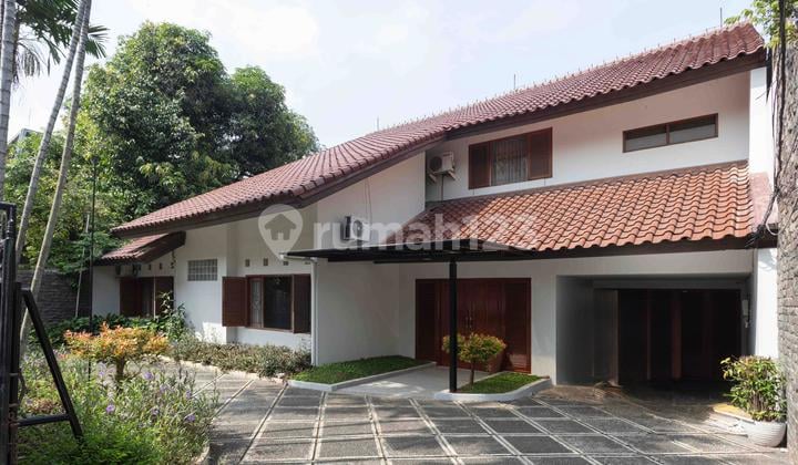 Dijual Rumah Mewah Super Strategis Kebayoran Baru Jakarta Selatan