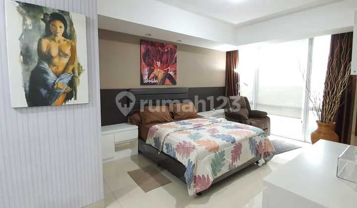 Dijual!! Apartemen. U Residences 2 Kamar Tidur Furnished Bagus lantai tengah.