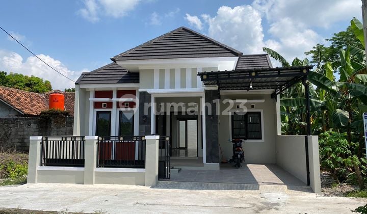 Langsung bisa Siap Huni Dalam Proses Bangun Rumah Limasan Cuma 400Jtan Type 65/83M2 Siap KPR