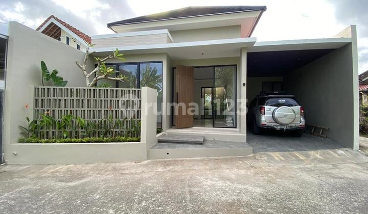 Cuma 750Jt Rumah Siap Huni Type 70/98M2 (3Kt+2Km) di Purwomartani 10Menit Dari Jogja Bay SHM Ready