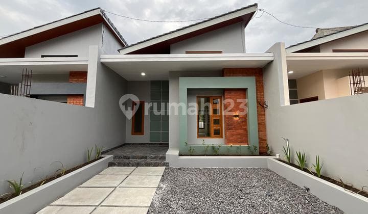 Siap Huni SHM READY di Kalasan Sleman Type 50/150m2 Jual Murah Cuma 626 Juta Nego