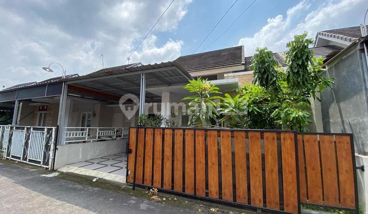 Siap Huni 600 meter dari Stasiun Brambanan Cuma 550JT Nego Type 50/102m2 SHM READY Siap KPR