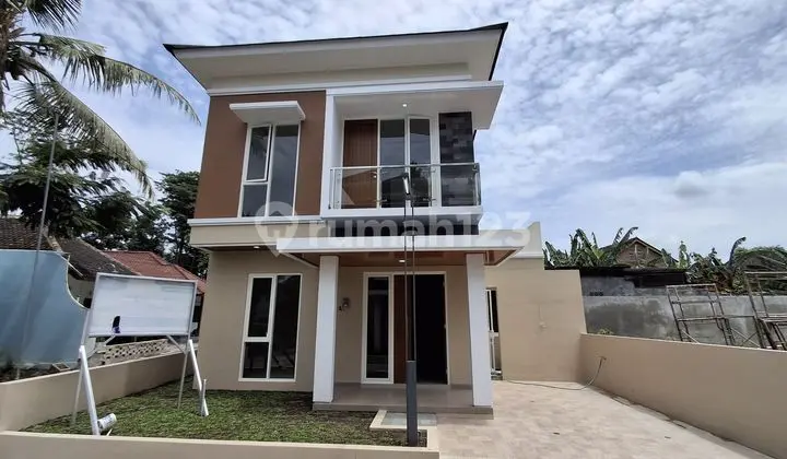 Jual Rumah Siap Huni 2 Lantai Dekat Jl. Utama Piyungan-Prambanan & 9 Menit ke Tebing Breksi Type 110/107M2 Siap KPR