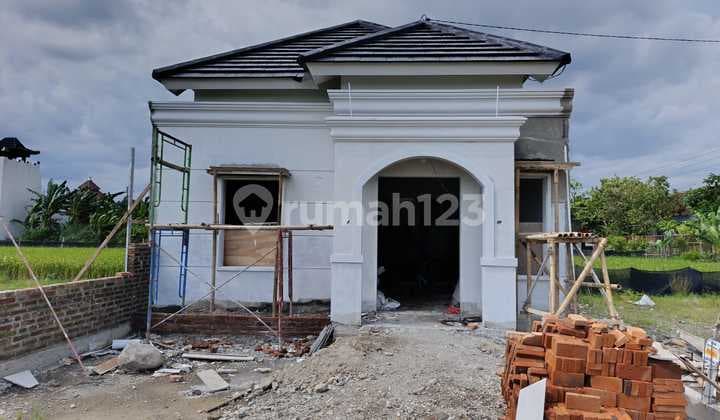 Cluster American Classic, Selangkah Dari Candi Prambanan