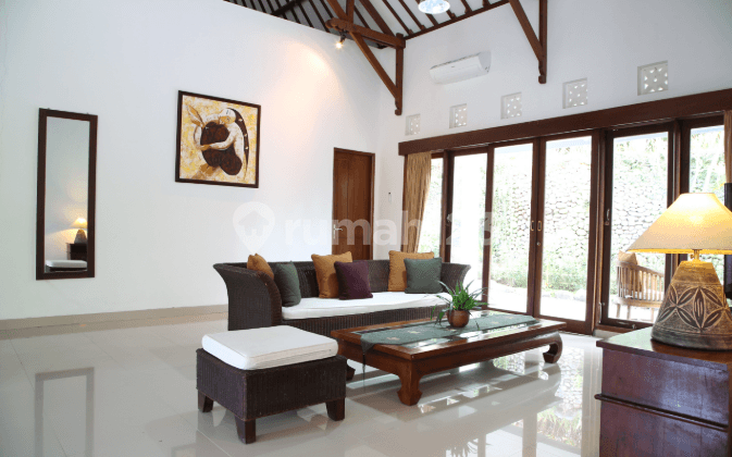 Villa that has a beautiful view on Barawa Beach, Bali