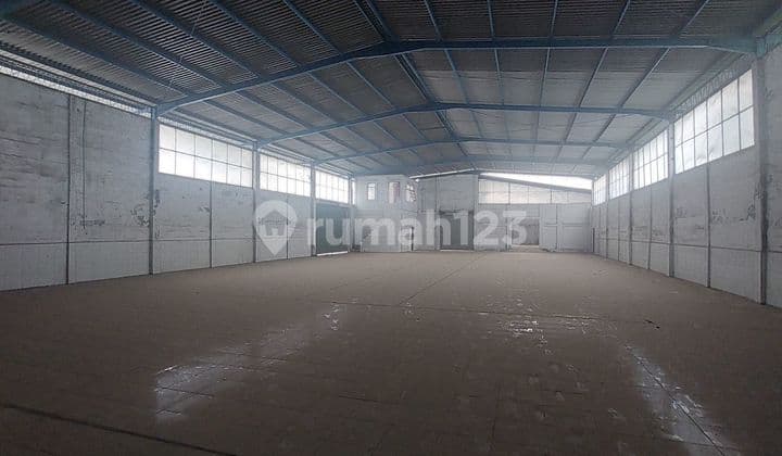 Gudang Jarang Ada Lokasi Strategis di Batujajar