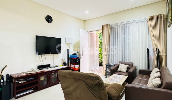 Green Lake City American Cluster House, SHM, 8x15 size, Fully Renovated Neatly