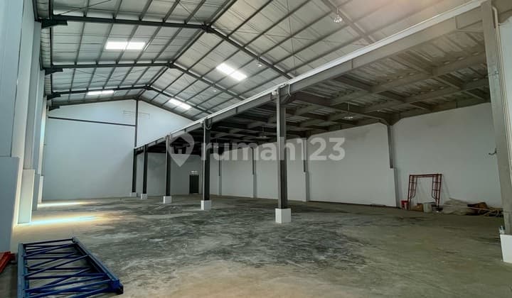 Teluk Naga Warehouse - Paku Haji Tangerang 2 Floors with 2 Offices