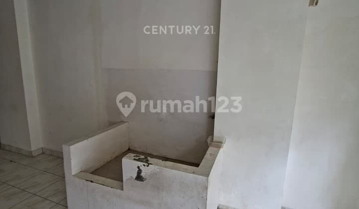 Sudirman Shop House Near 23 Paskal, Main Road Side, 4 Floors