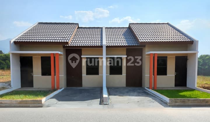 Rumah Minimalis Modern Paling Laris di Cangkuang Bandung