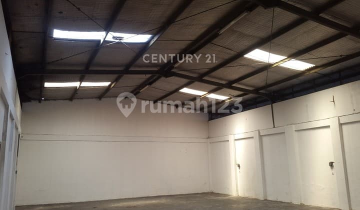 Gudang Luas 755 Meter Kopo Siap Pakai Sewa Tahunan