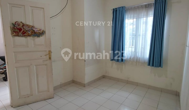 Rumah Siap Huni 3 Kamar Boulevar Hijau Harapan Indah Jual Cepat