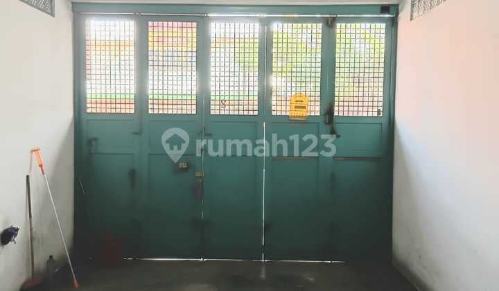 For Sale: Denai Shop House