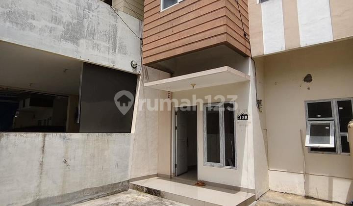 Dijual / Disewa Rumah Siap Huni Dalam Komplek Atrium Residence