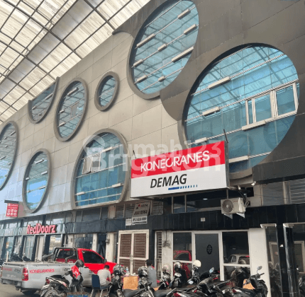 Dijual Ruko Gandeng Bisnis di Bridjend Katamso