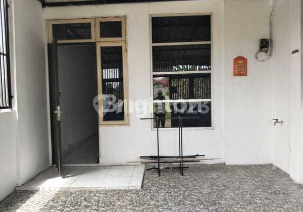 Dijual Rumah 2 1/2 Lantai di Zein Residence - Medan