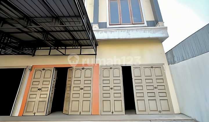 For Sale Ready-to-Occupy Corner Shop House at Captain Muslim, Extremely Worth It!