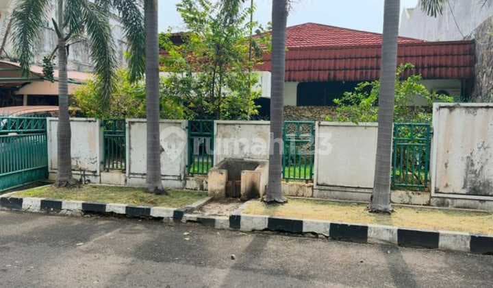 Dijual Dibawah Harga Pasar Rumah di Pulomas Dekat Pusat Bisnis