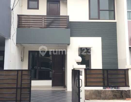 Rumah 2 Lantai di Gading Arcadia Kelapa Gading Jakarta Utara