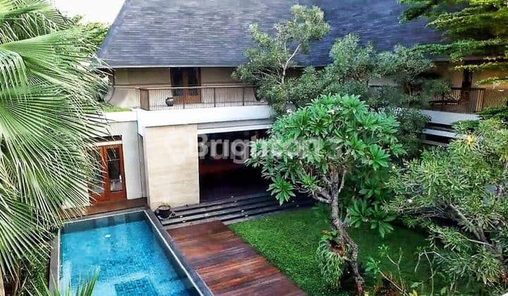 Ready-to-Occupy House in Pejaten Barat, South Jakarta