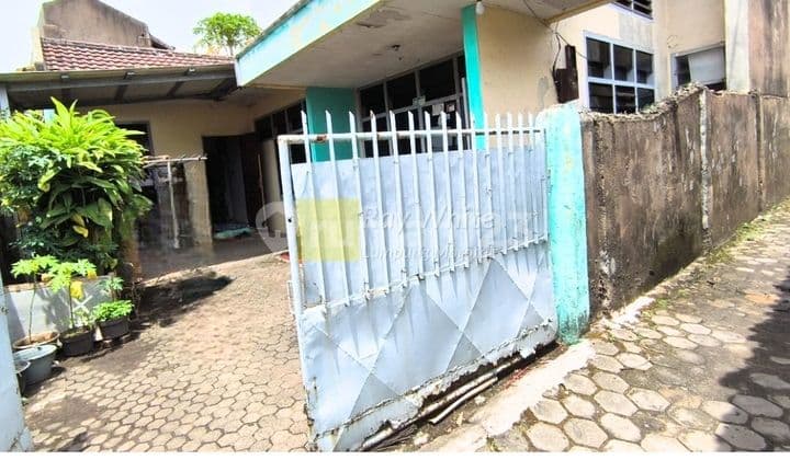 Dijual rumah lokasi teluk betung