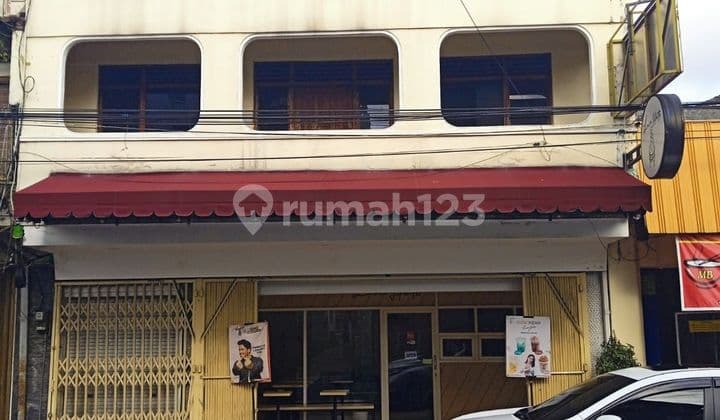 Rumah & Ruang Usaha Di Pusat Kota, Dekat Malioboro, 3 Lantai Cocok Untuk Penginapan ,kantor Dan Berbagai Usaha