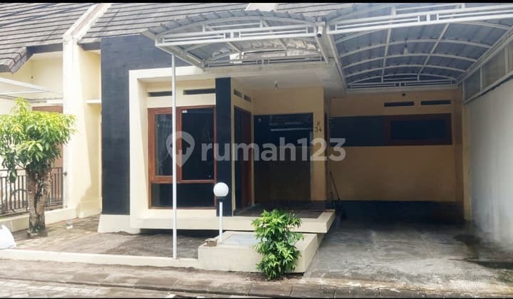 Rumah Minimalis Dalam Perumahan Dekat Sma Internasional Budi Mulia