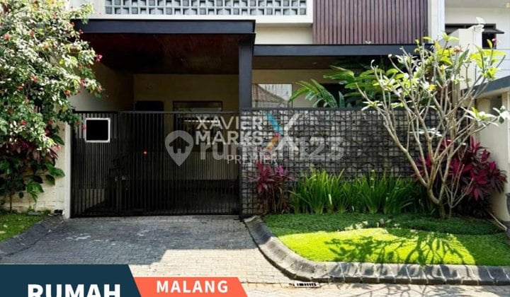 Dijual Rumah Mewah Modern di Kawasan Elite Istana Dieng Malang