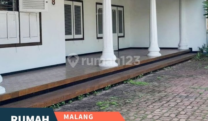 Dijual/Disewakan Rumah Vintage di Jl Buring Pusat Kota Malang