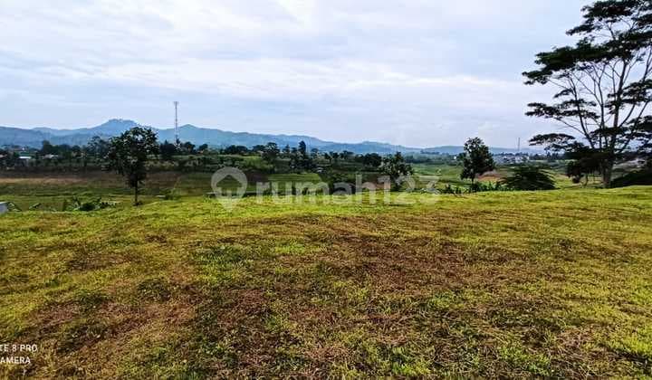 Premium Lake View Plot in Kota Baru Parahyangan