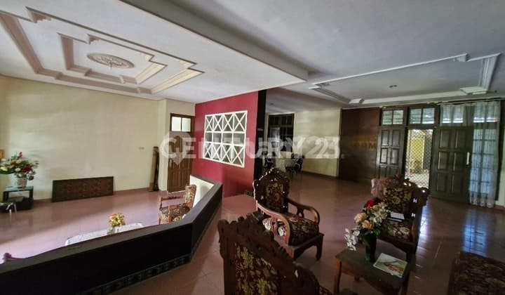 Rumah Luas Dalam Kompleks Lokasi Mewah Di Panakkukang Mas