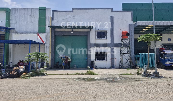 Gudang Siap Pakai Di Kawasan Pergudangan Parangloe Makassar