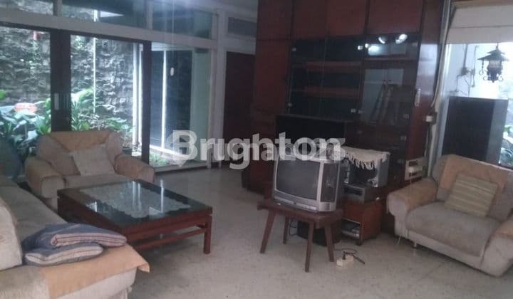 RUMAH LAMA KAV POLRI 2 LANTAI