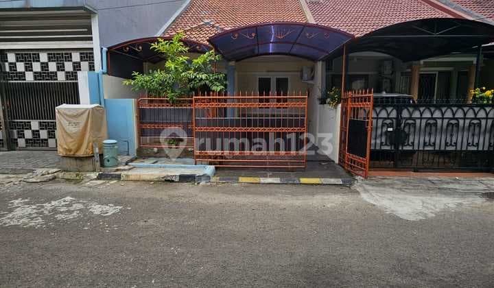 Di Jual Rumah 1 Lantai+Tanah di Komplek Metro Permata Karang Tengah Rumah Butuh Minim Renovasi SHM di Perumahan Metro Permata 1, Jl. Metro Permata Utama, Karang Mulya, Karang Tengah, Kota Tangerang, Banten, Indonesia, 15157, Metro Permata